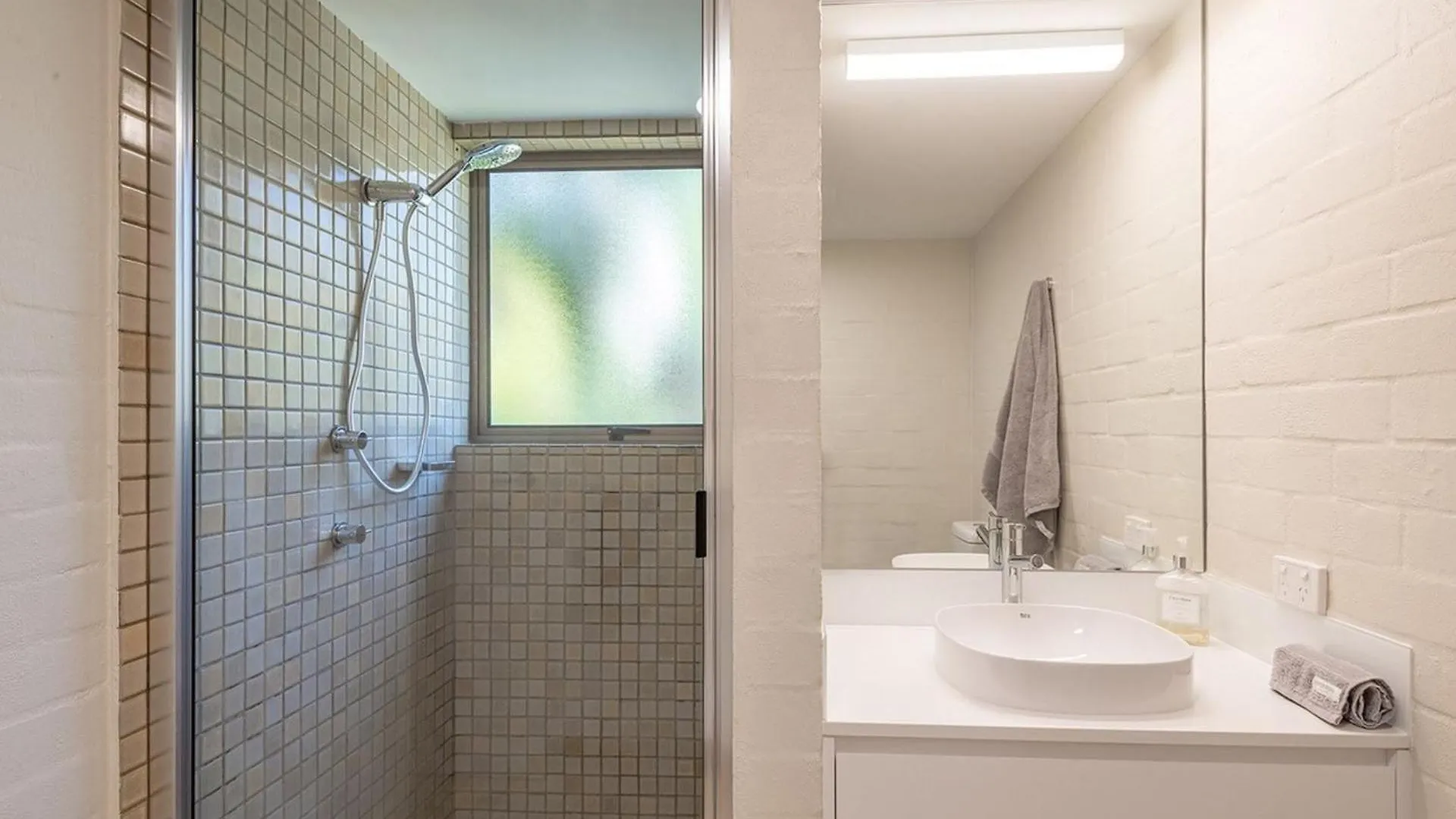 145 'Noosa International' 1 Edgar Bennett Noosa He Apartment  Noosa Heads